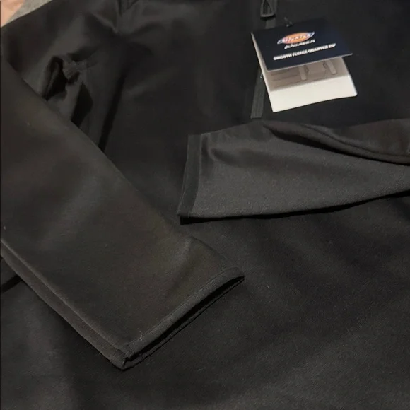Dickies Women's {Medium} Black Smooth Fleece Quarter-Zip NWT - Picture 7 of 12